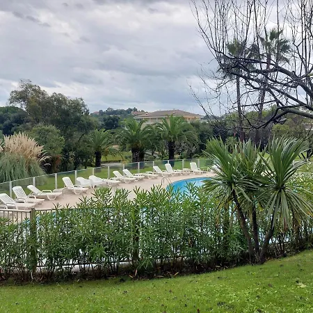 Appartement Bagatelle 3etoiles Rez De Jardin Axelle Locappart